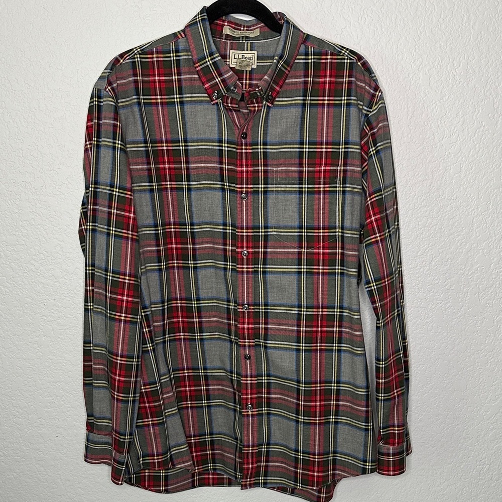 L.L. Bean Men's Multicolor Wrinkle Resistant Plaid Button Down Shirt Large